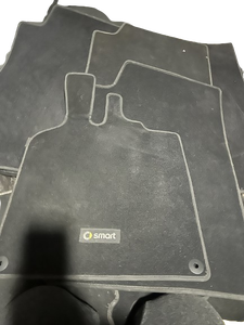 Коврики комплект Smart 451 оригинал б.у 4516801648CT4A