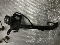 Side step for a moped
