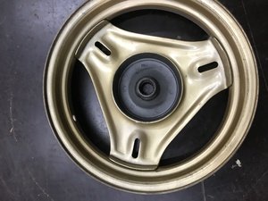 Диск колесный для скутера задний R10 Defiant