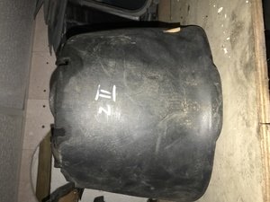 Пластик под сидения центральный для скутера Yamaha ZII